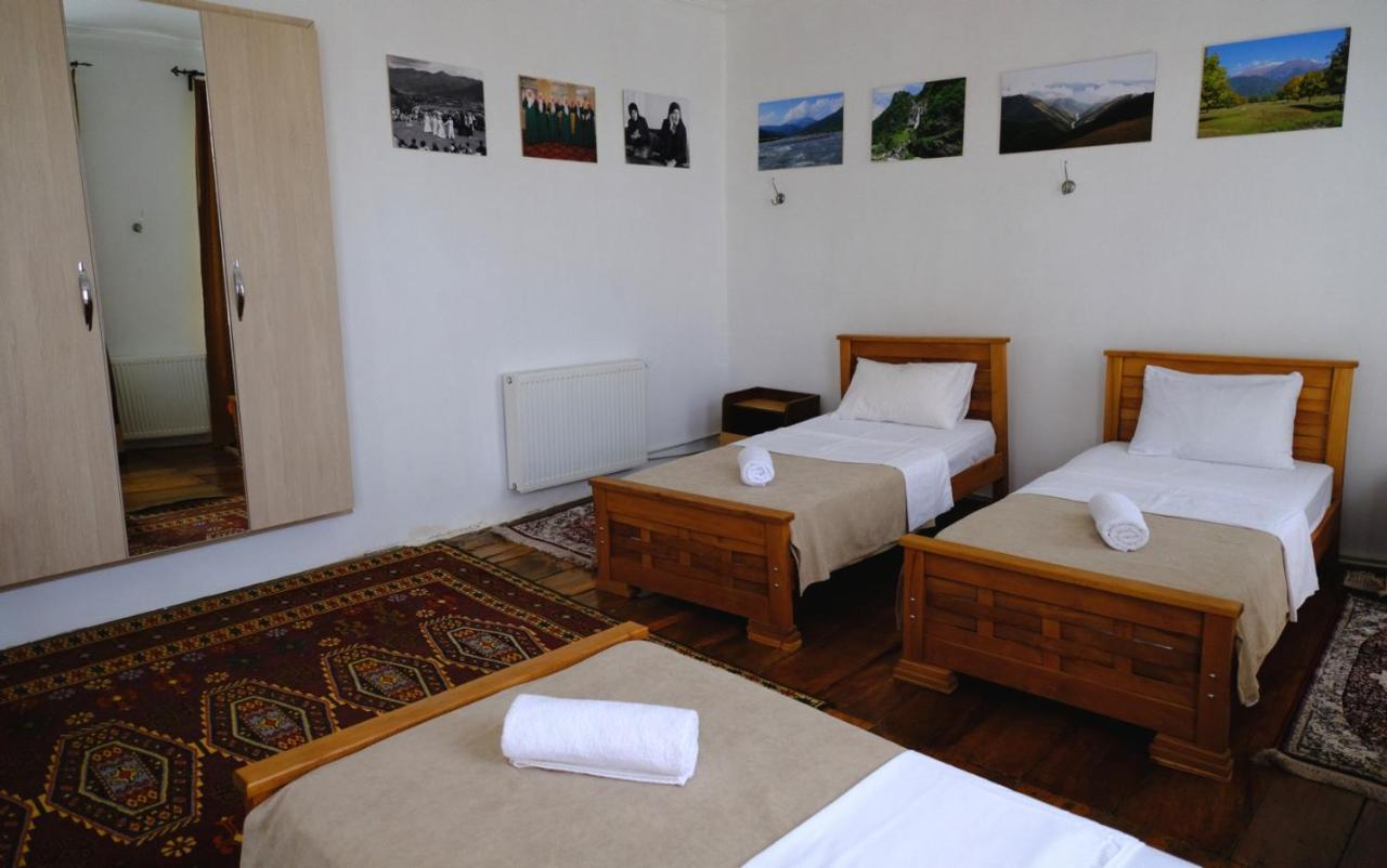 Nazy'S Guest House Joqolo Exterior photo